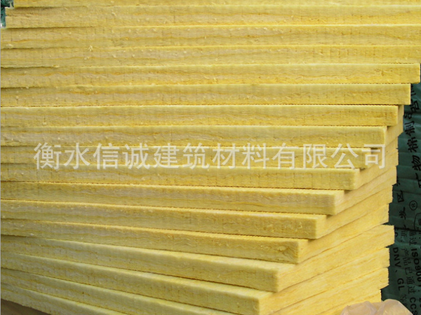 復(fù)合保溫吸音巖棉板